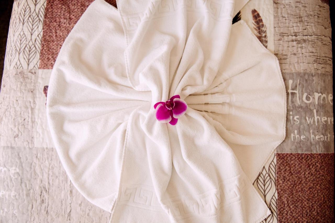 Casa Mica Guesthouse บูคาเรสต์ ภายนอก รูปภาพ