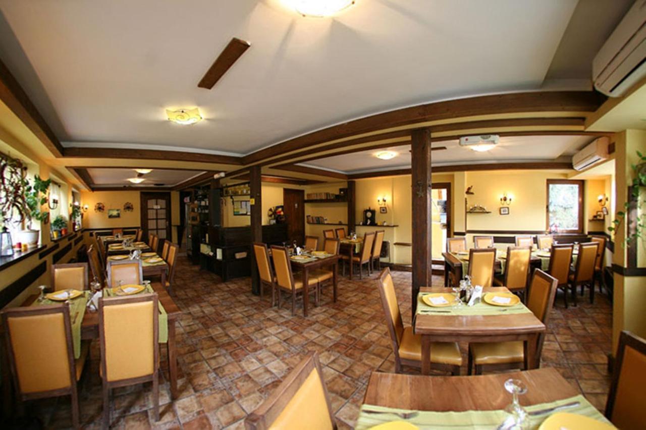Casa Mica Guesthouse บูคาเรสต์ ภายนอก รูปภาพ