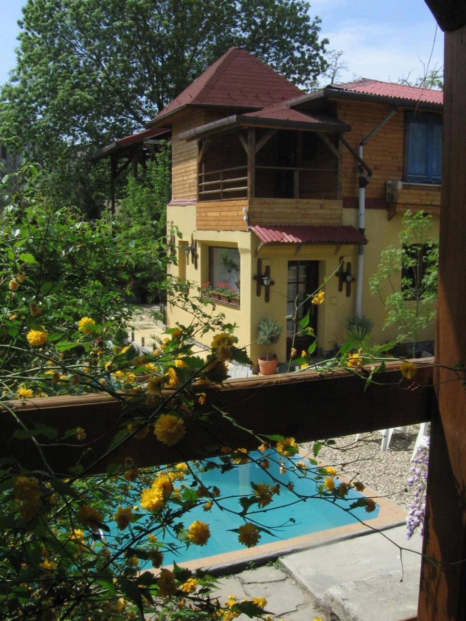 Casa Mica Guesthouse บูคาเรสต์ ภายนอก รูปภาพ